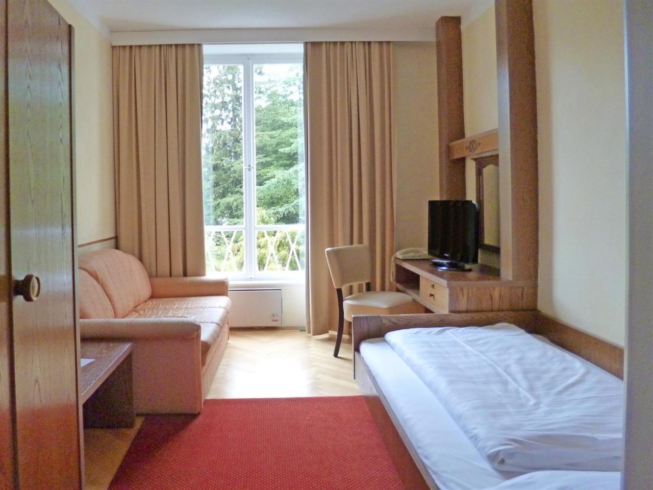 Dermuth Hotels - Hotel Sonnengrund Portschach am Woerthersee Exterior photo